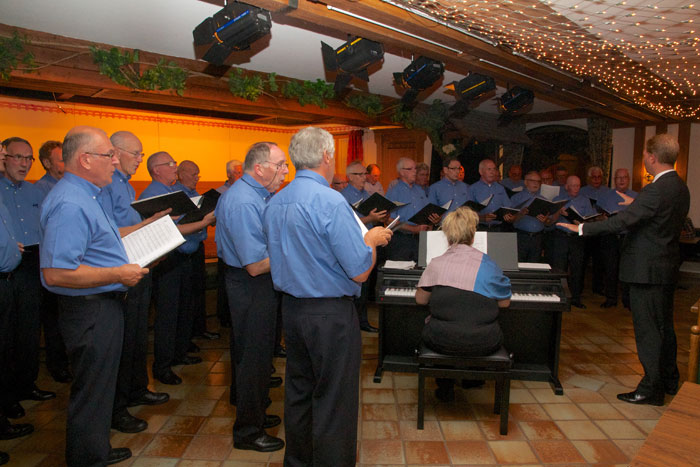 Konzert mit dem holländischen Chor St. Josef im Hotel Post